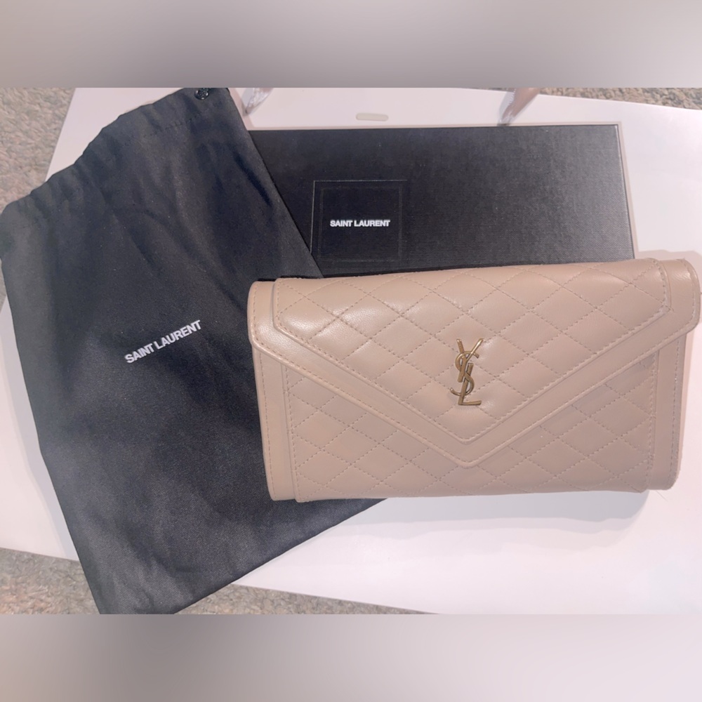 Ysl matelasse beige envelope wallet. Butter soft quilted leather